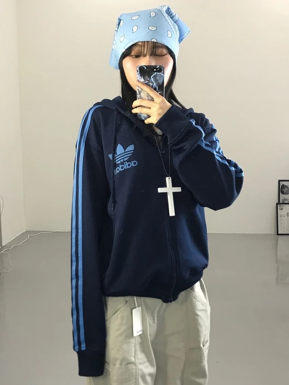 아디다스 네이비 후드 집업 상품이미지1