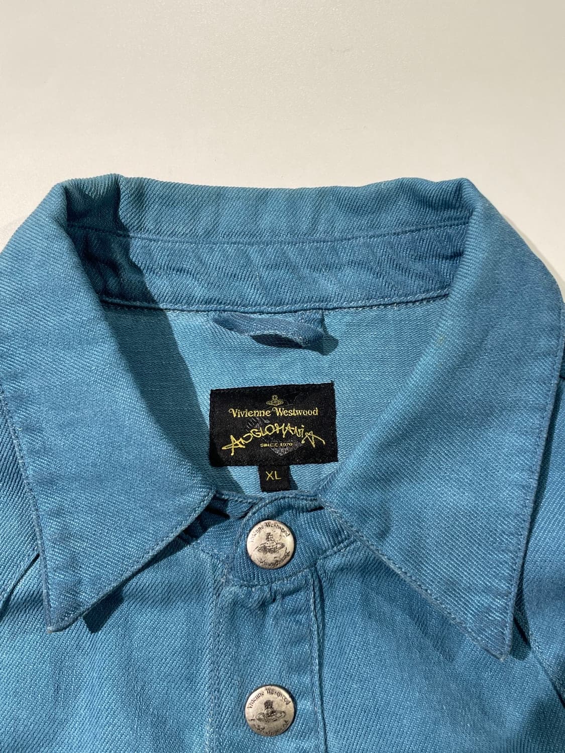 비비안 웨스트우드 앵글로마니아 아쿠아 블루 스냅 버튼 데님 셔츠 상품이미지7