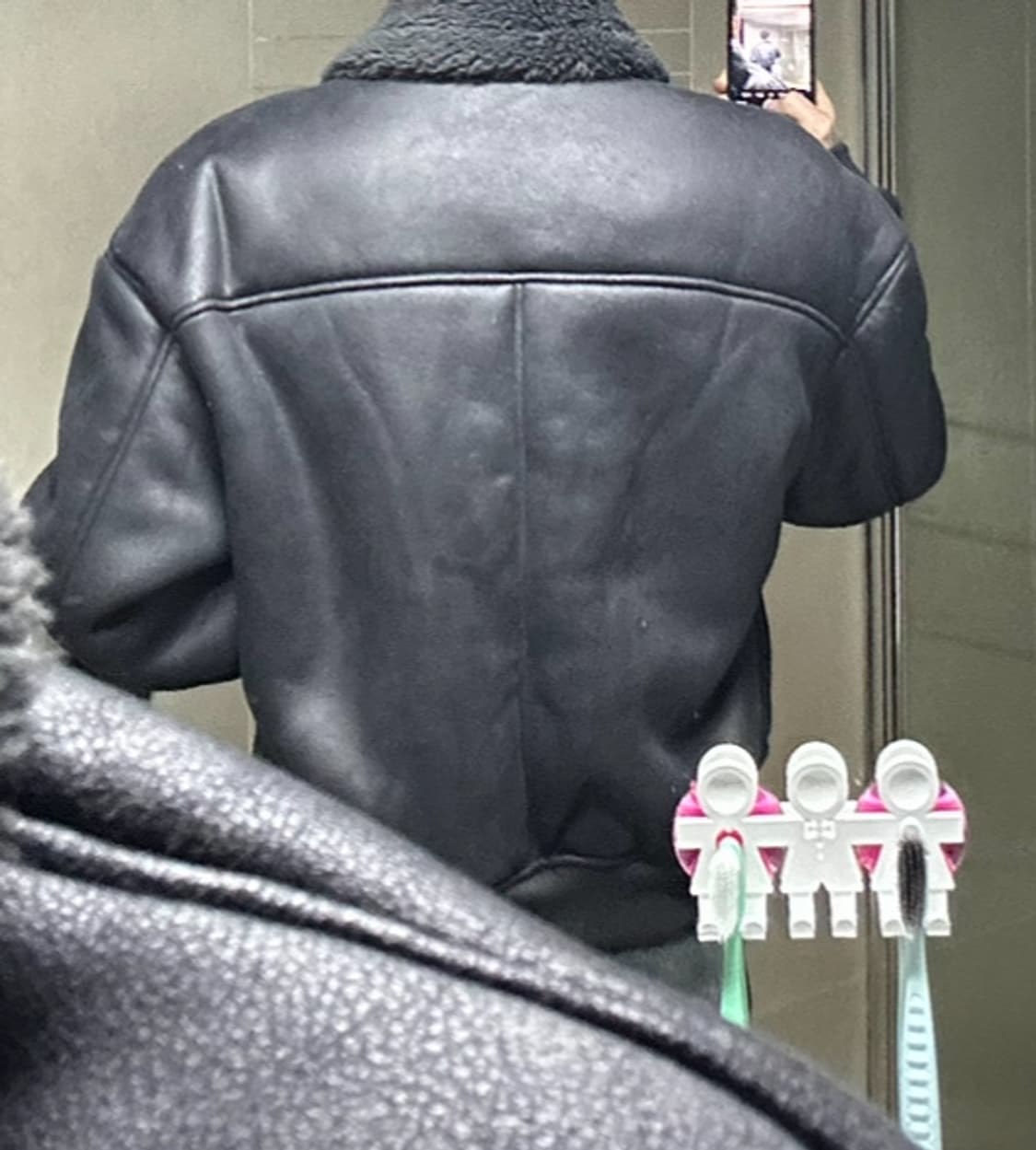 자라 페이크 레더 더블 페이스드 점퍼 상품이미지4