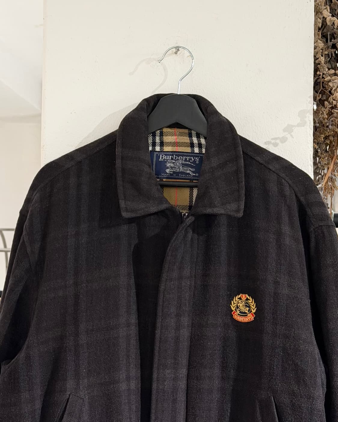 버버리 다크브라운 90s 크레스트 로고 블루종 자켓 상품이미지4
