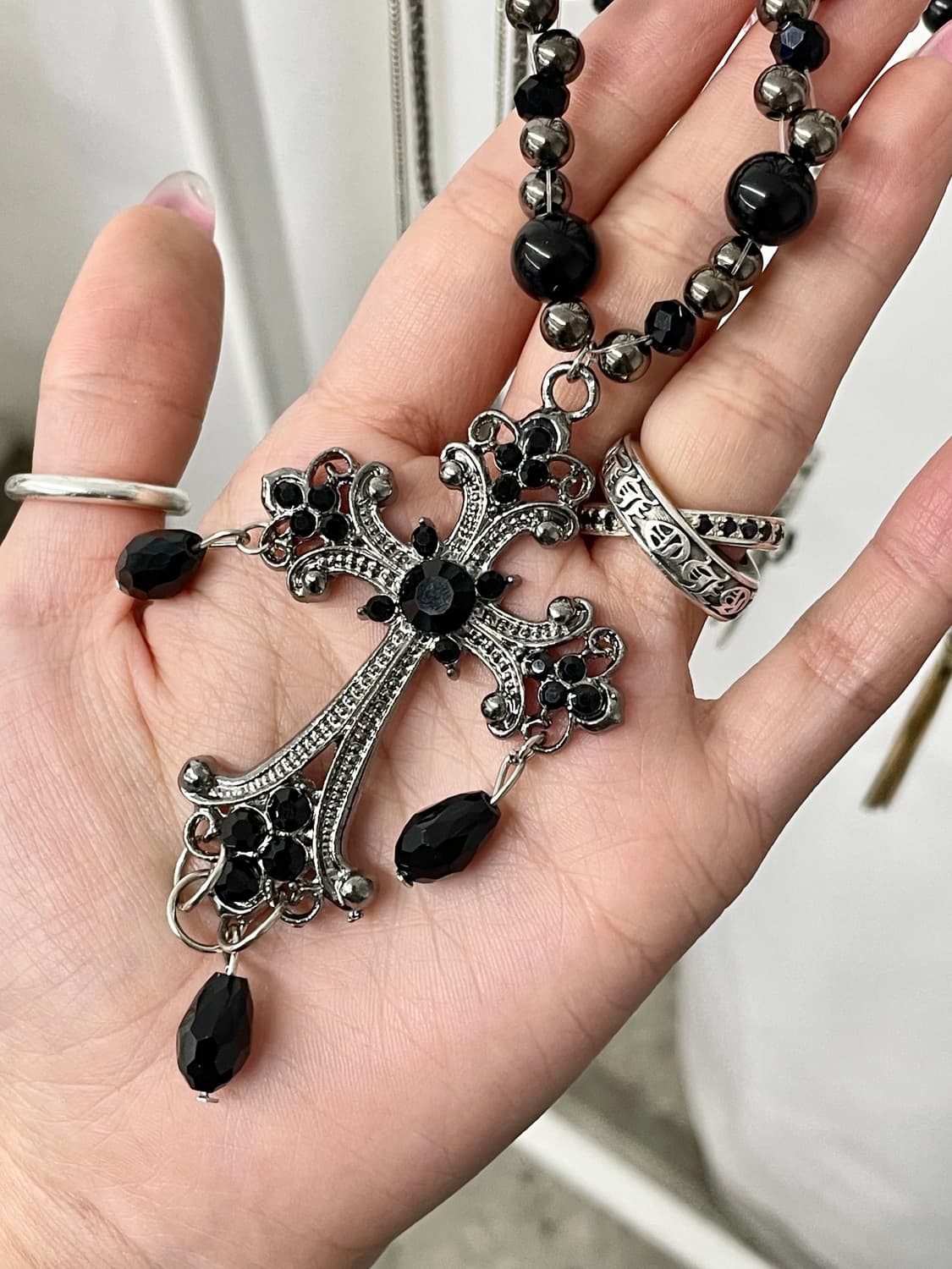 블랙 고딕 십자가 드롭 네크리스 상품이미지2