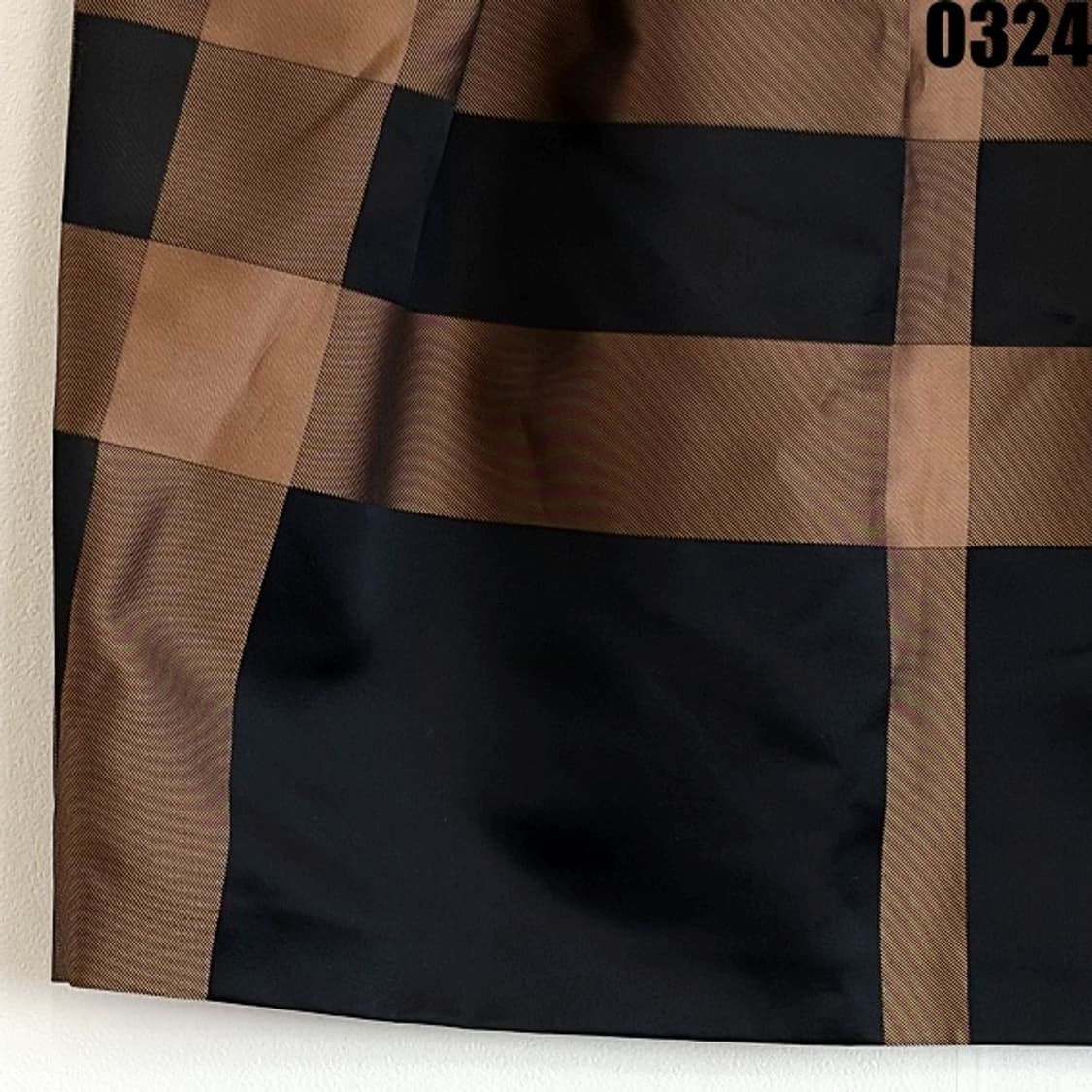 버버리 런던 체크 패턴 스커트 0324 백회점택 상품이미지3