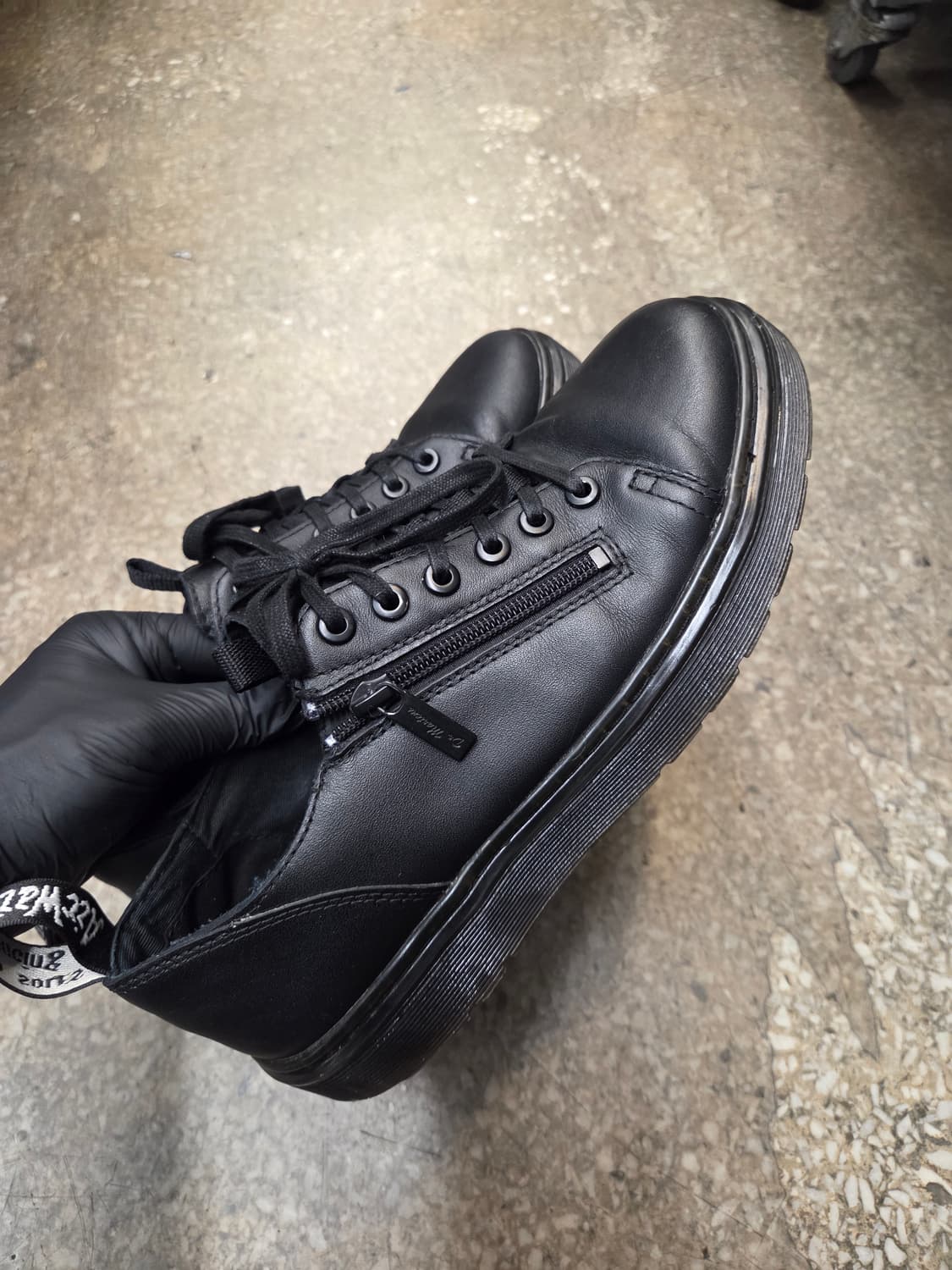 닥터마틴 단테지퍼 블랙스니커( uk 7) 상품이미지2