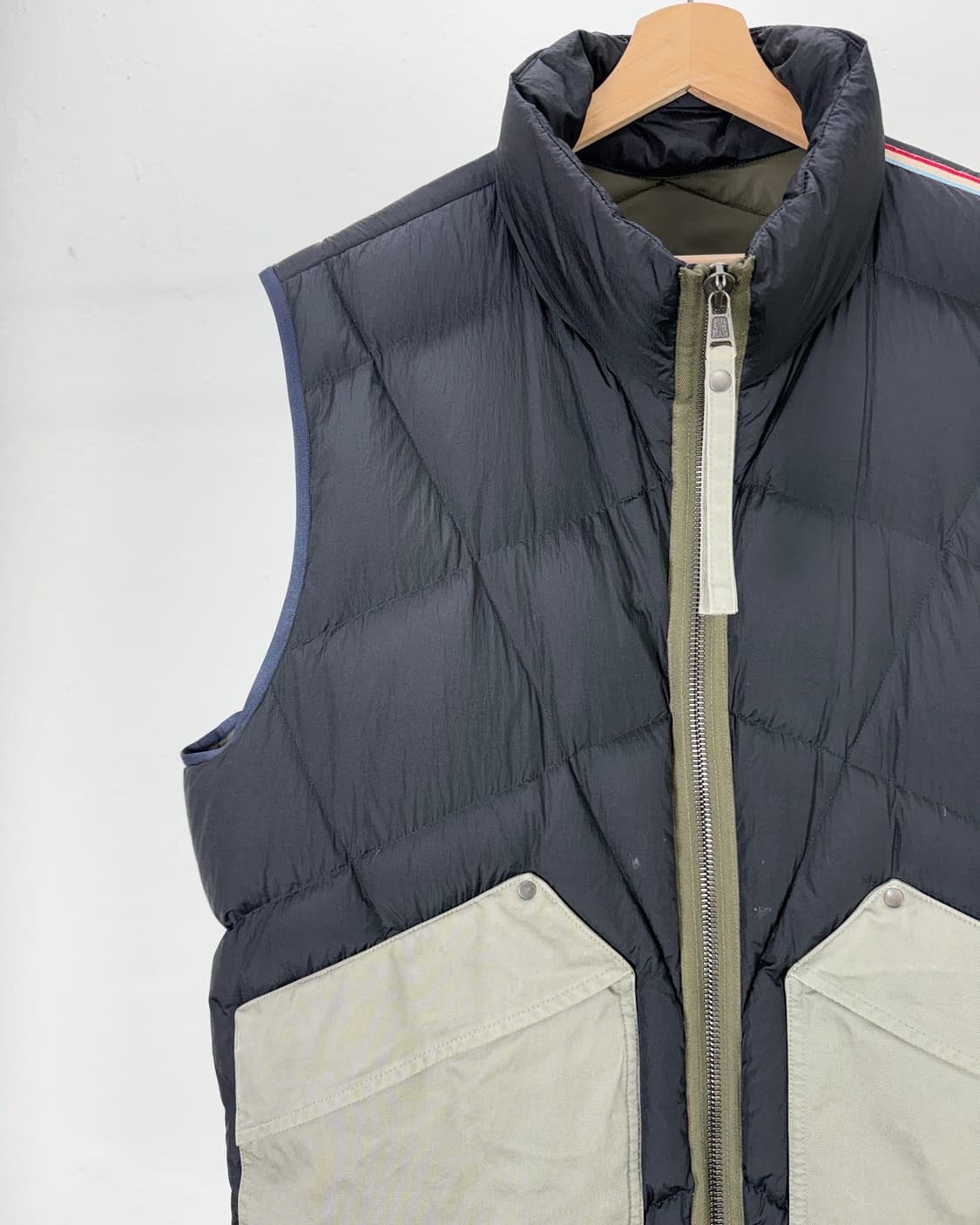 몽클레르 젬 블랙 패디드 구스다운 패딩 베스트 상품이미지2