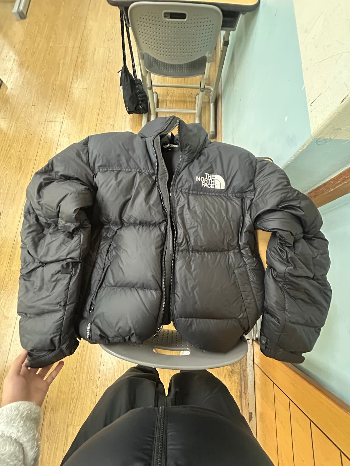 눕시 에코 패딩 100/L사이즈 판매합니다 상품이미지2