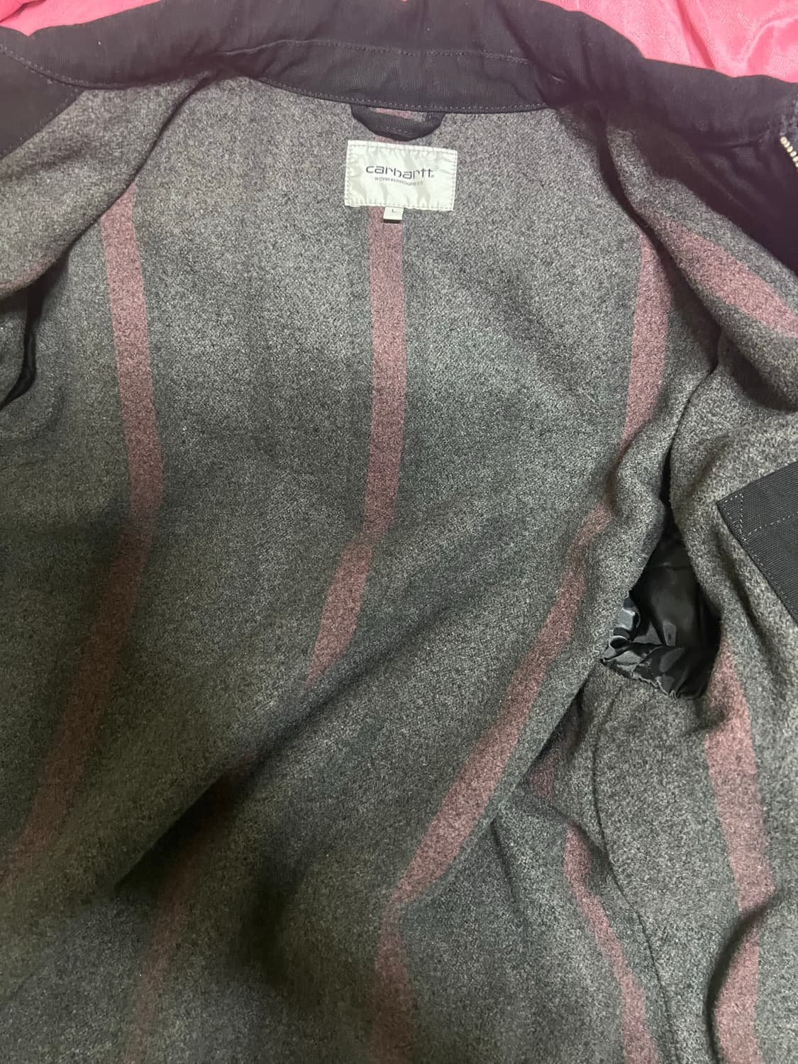 칼하트wip 산타페 자켓 블랙 L 판매합니다 상품이미지7