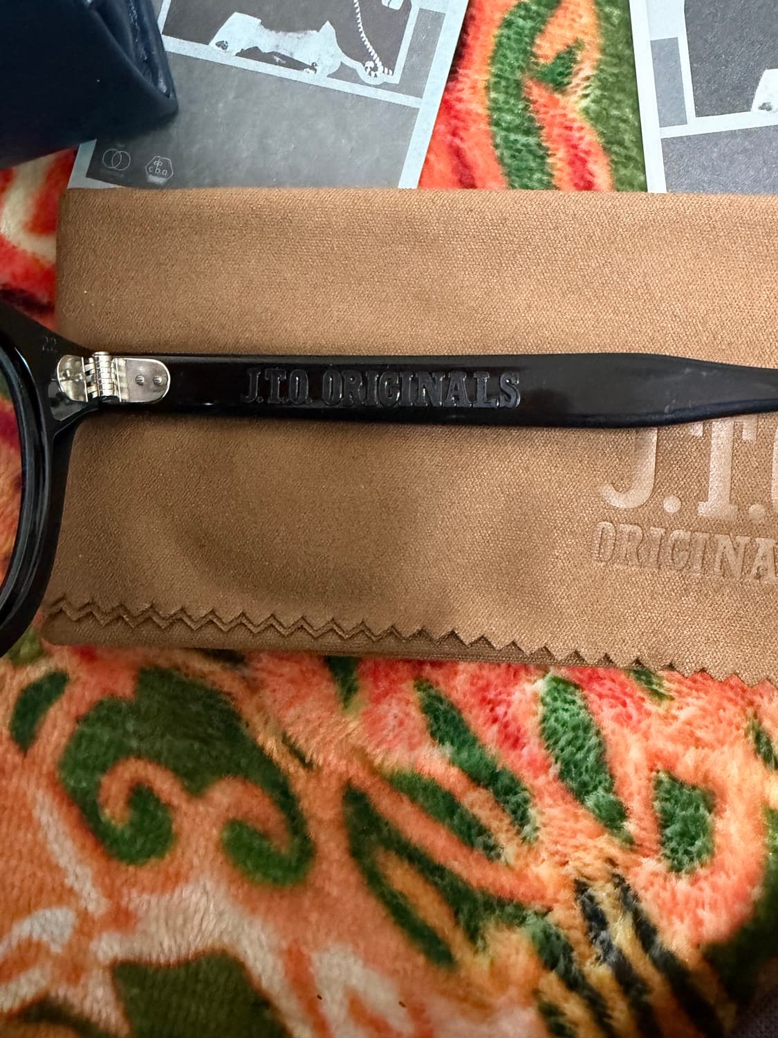 줄리어스 타르트 옵티컬 ar 뿔테안경 상품이미지7