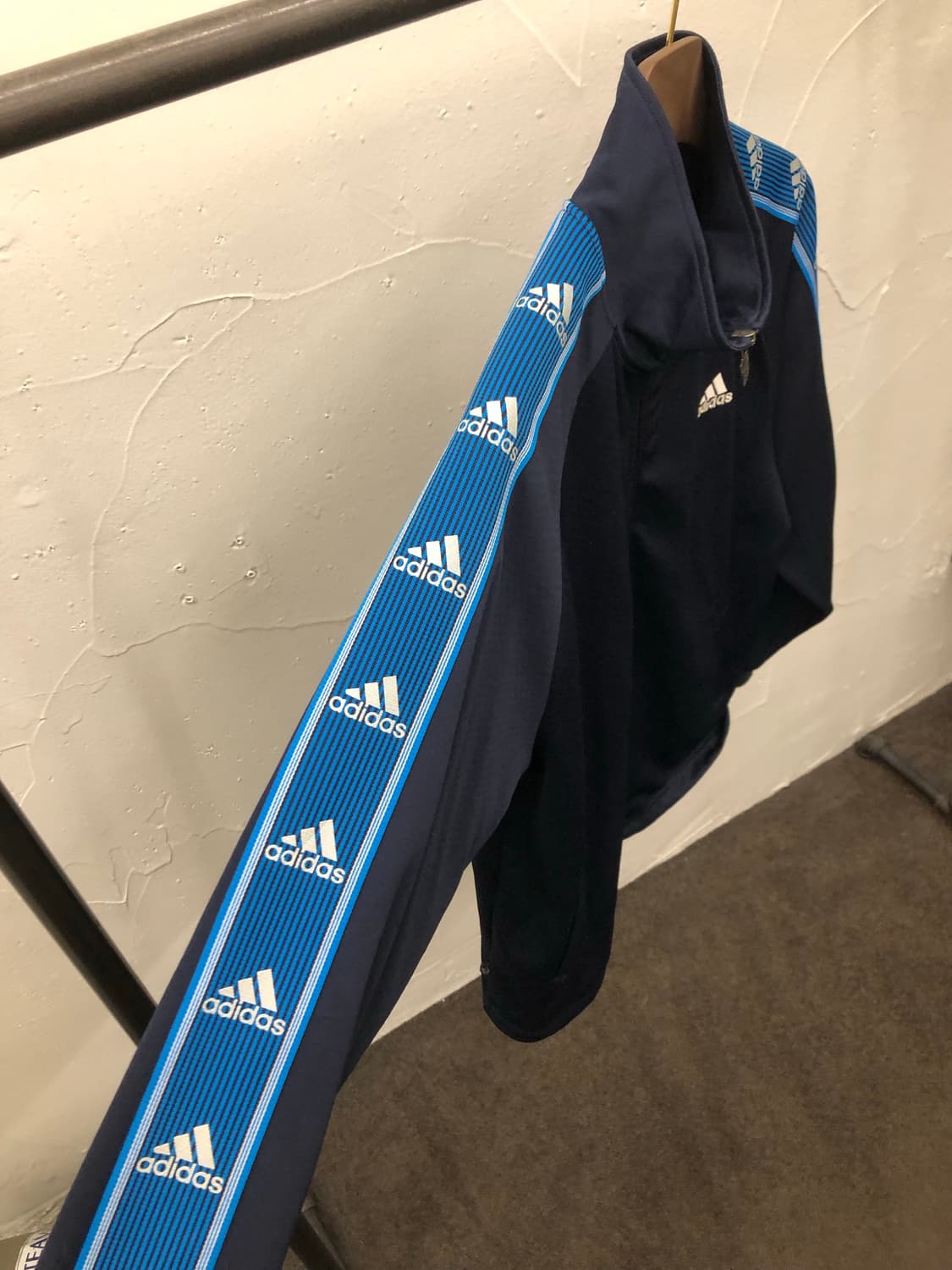 00s 일본 아디다스 집업 상품이미지3