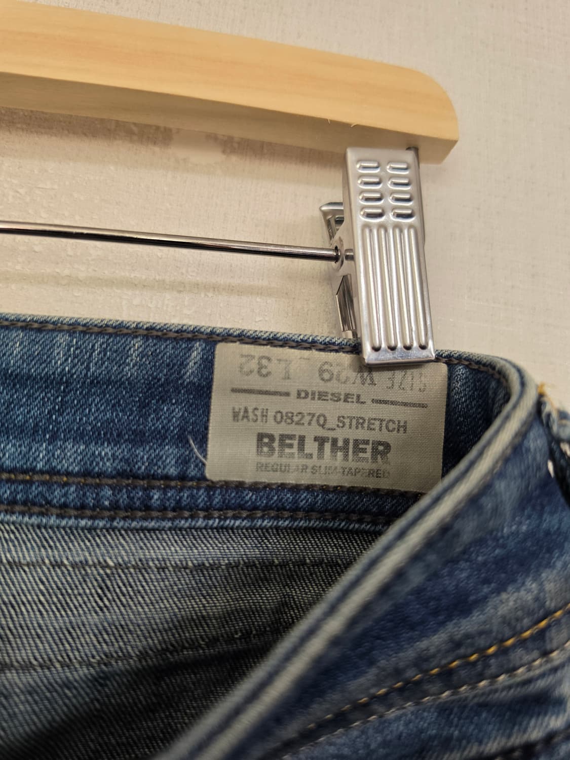 디젤 BELTHER 레귤러 슬림 테이퍼드핏 데님팬츠 29 상품이미지2