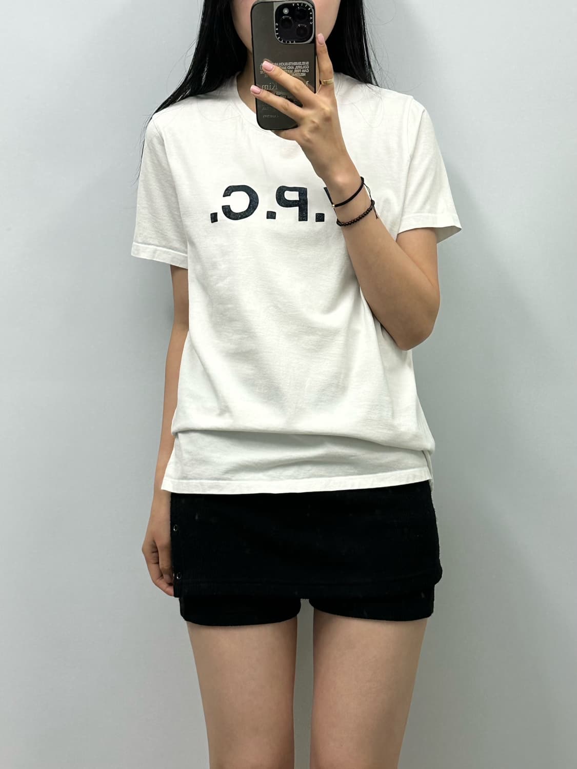 아페쎄 화이트 반팔 티셔츠  상품이미지1