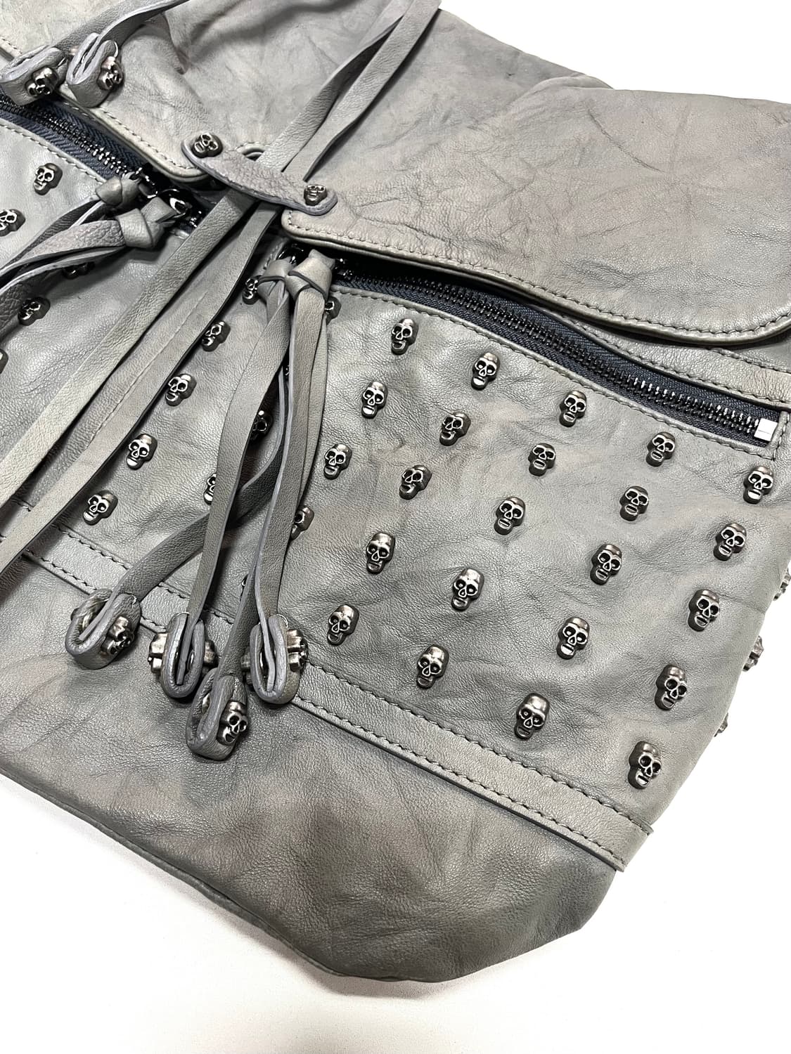 THOMAS WYLDE 토마스 와일드 스컬 레더 프린지 숄더백 상품이미지4