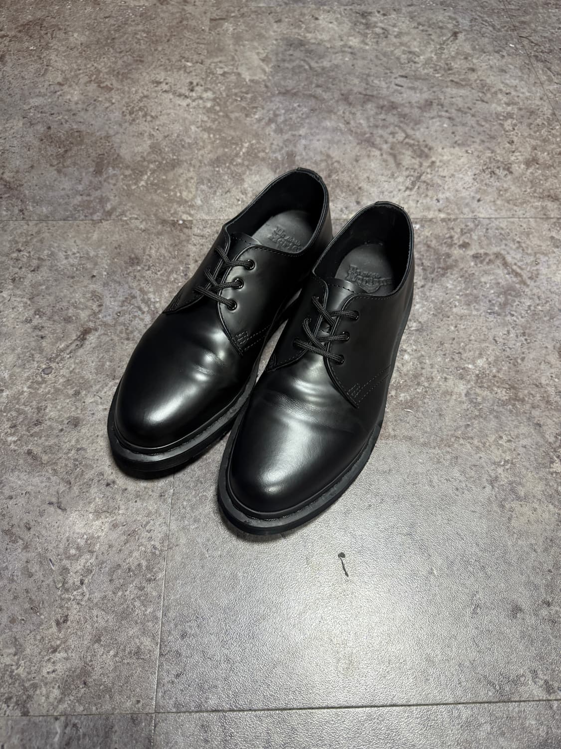 닥터마틴 1461 모노 270 상품이미지1