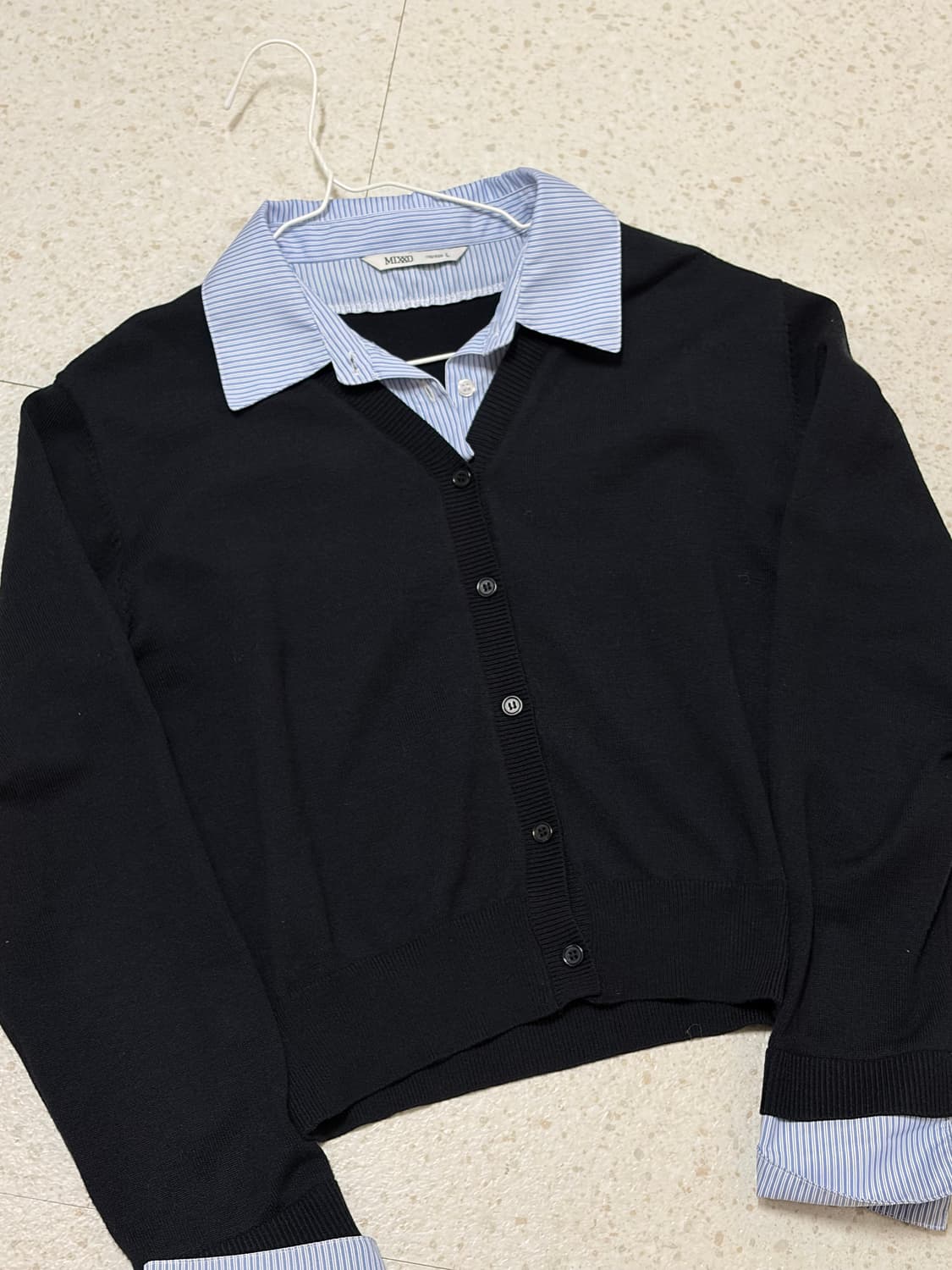 MIXXO 미쏘 셔츠 가디건 일체형 1회 시착 상품이미지3