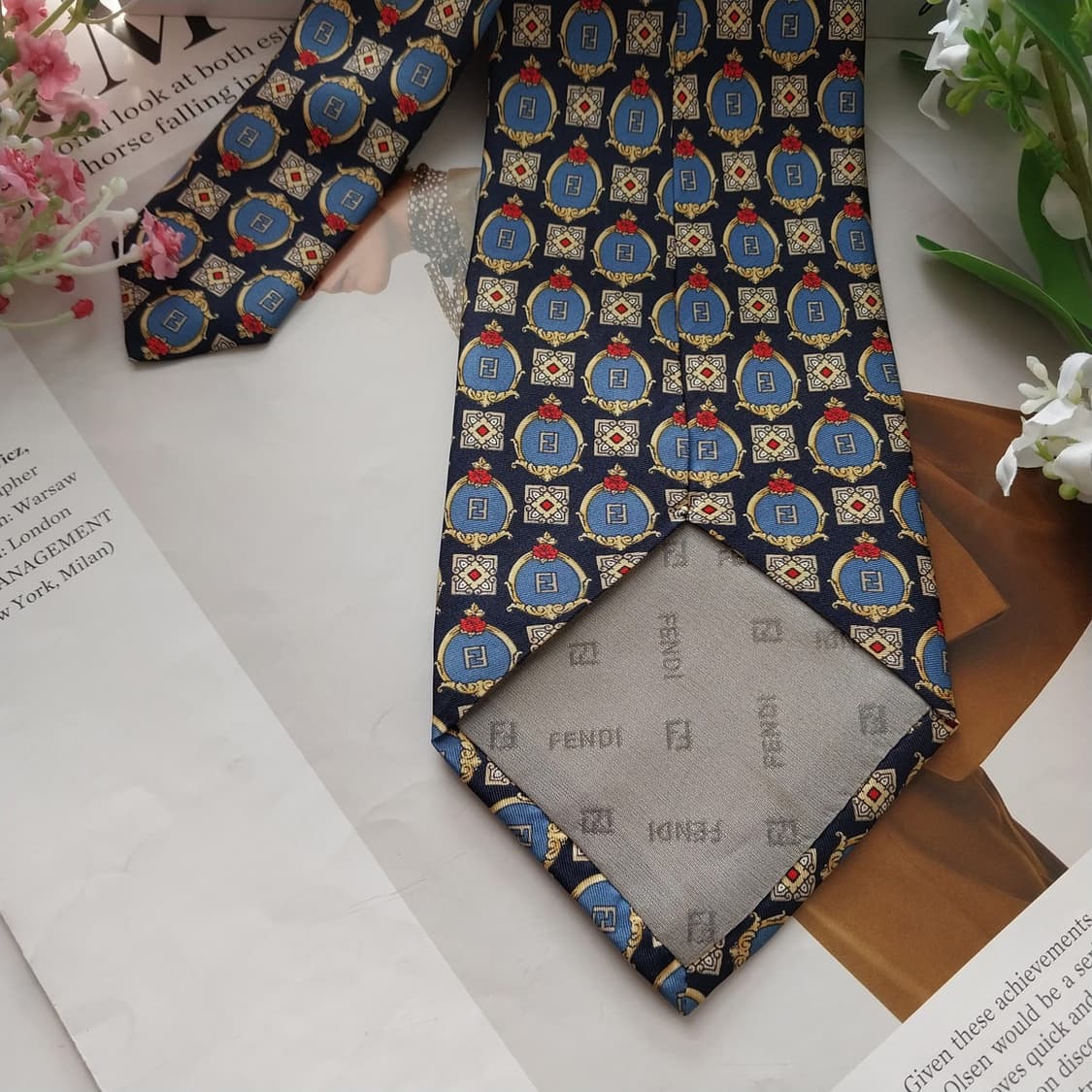 펜디 실크 네이비 주카 패턴 넥타이 10.3cm A+등급 K1561
 상품이미지7
