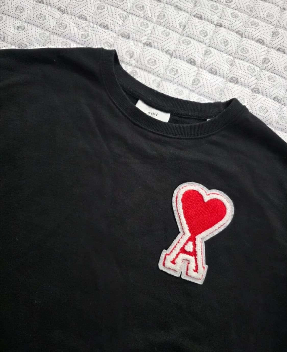 아미 하트 로고 맨투맨 105 상품이미지4