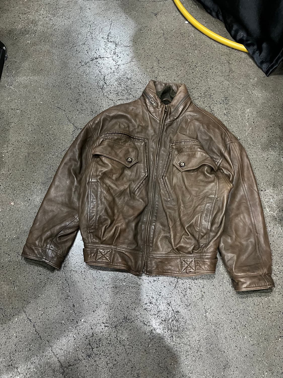 RUFFO 레더 봄버자켓 상품이미지3