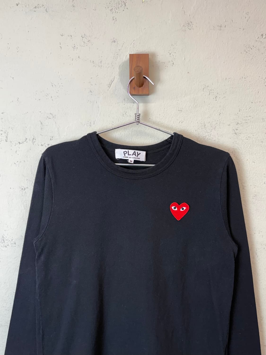 꼼데가르송 플레이 하트와펜 긴팔티 블랙 상품이미지2