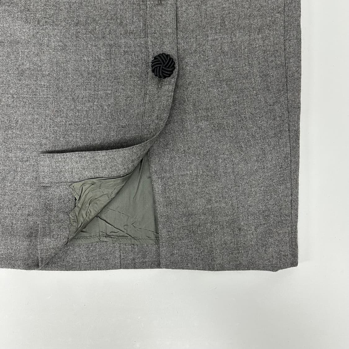 발렌티노 벨티드 디자인 랩스커트 상품이미지5