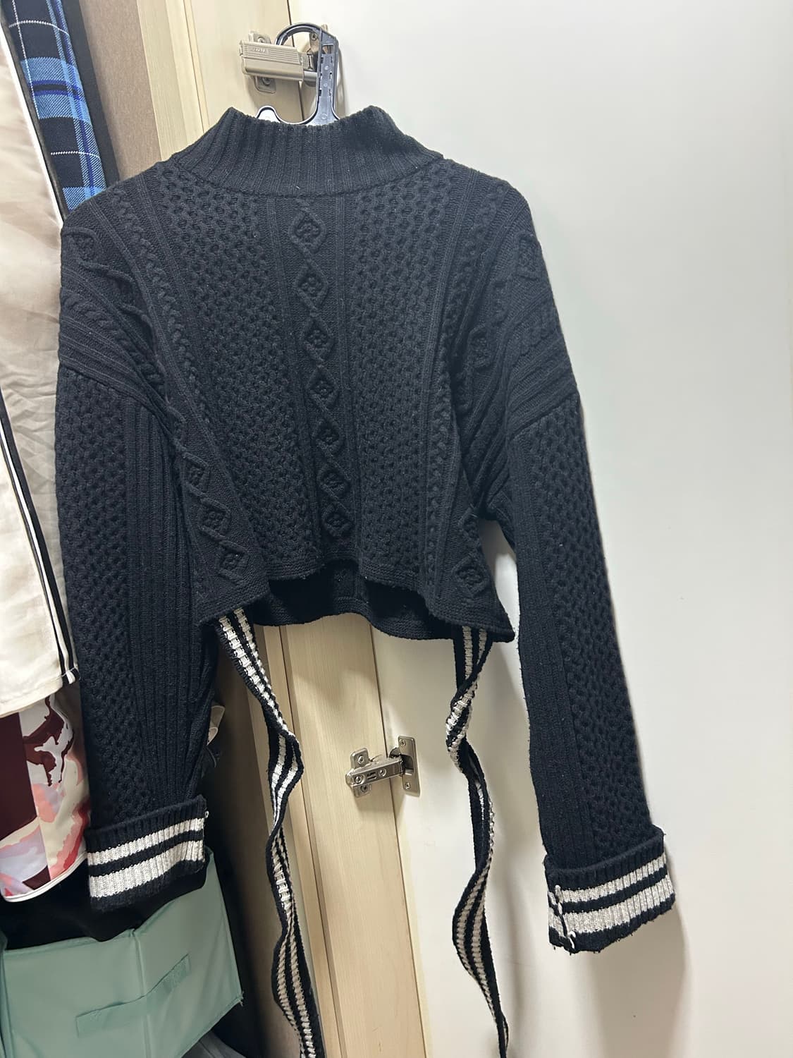 더일마 스트랩 니트 상품이미지2