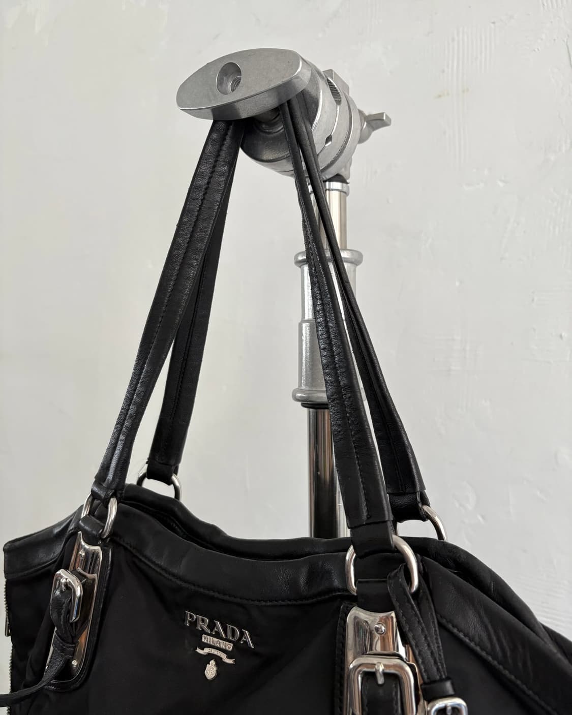 Prada 프라다 블랙 나일론 숄더백 상품이미지4