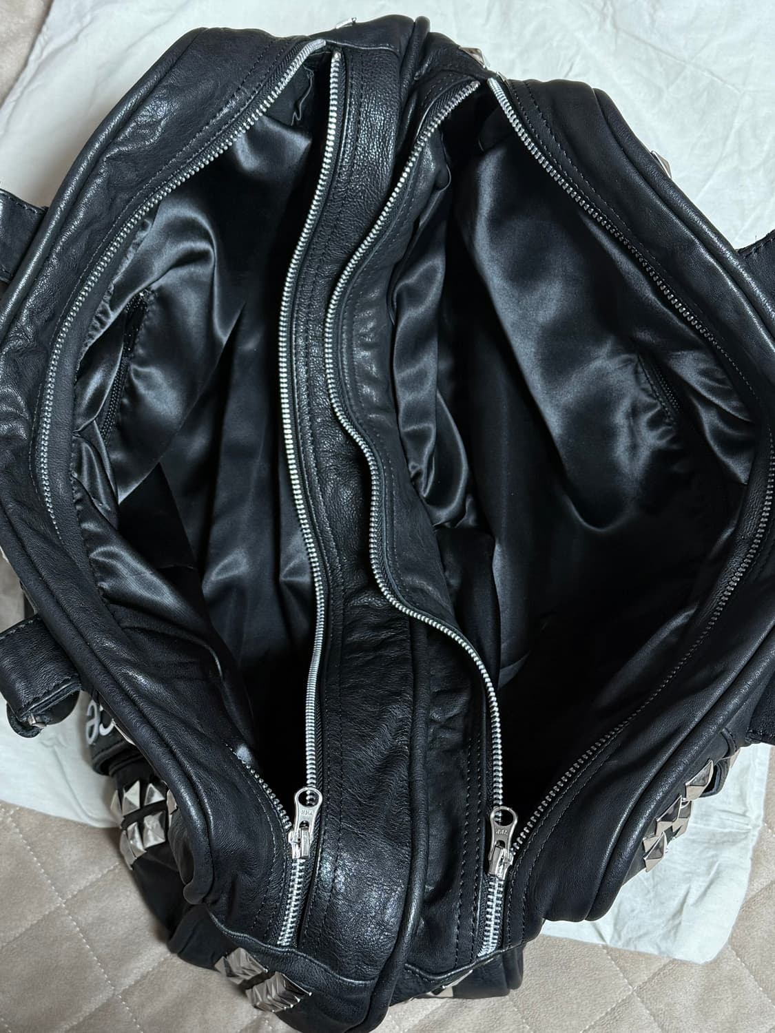 racerworldwide 스터드 레더 백 가방 상품이미지9