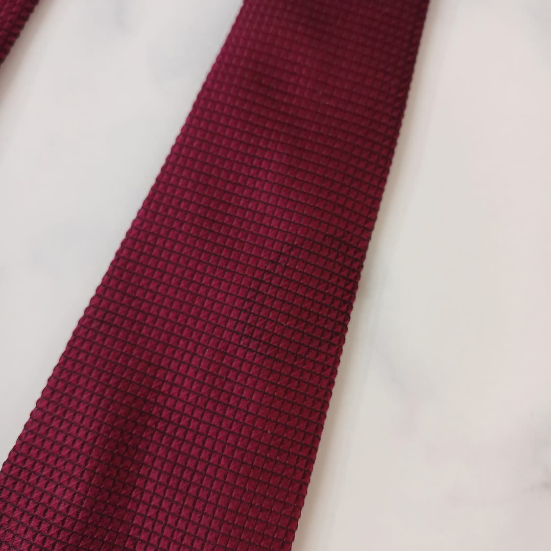 버버리 실크 버건디 텍스처 넥타이 9.5cm B등급 A19056
 상품이미지8
