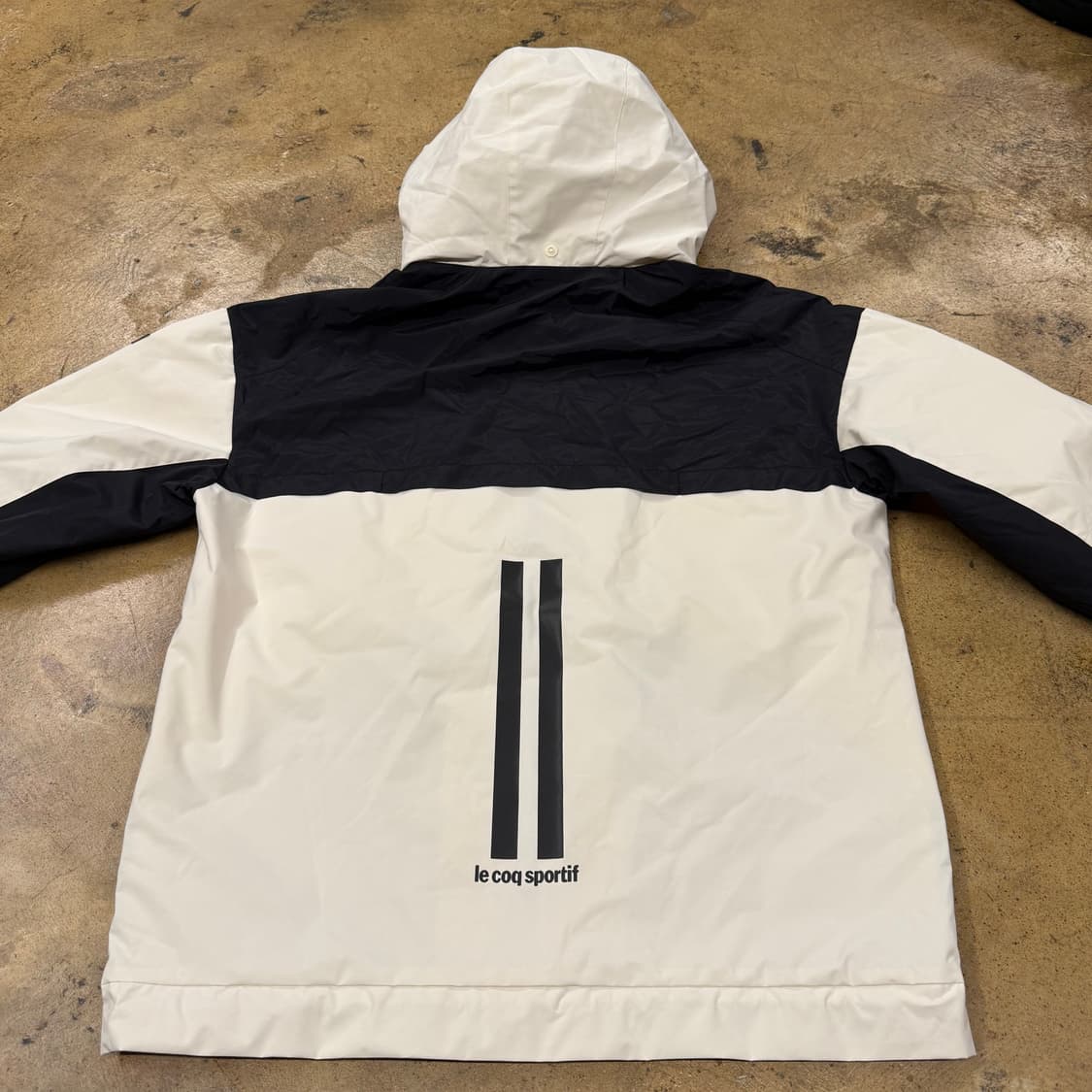 [정품/M] 르꼬끄 후드 바람막이 자켓 아이보리 블랙 b14 상품이미지4