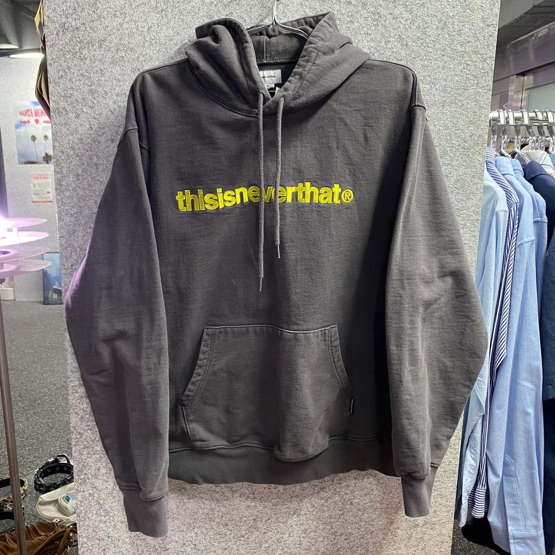 디스이즈네버댓 빅로고 차콜 후드티 B3820 상품이미지2