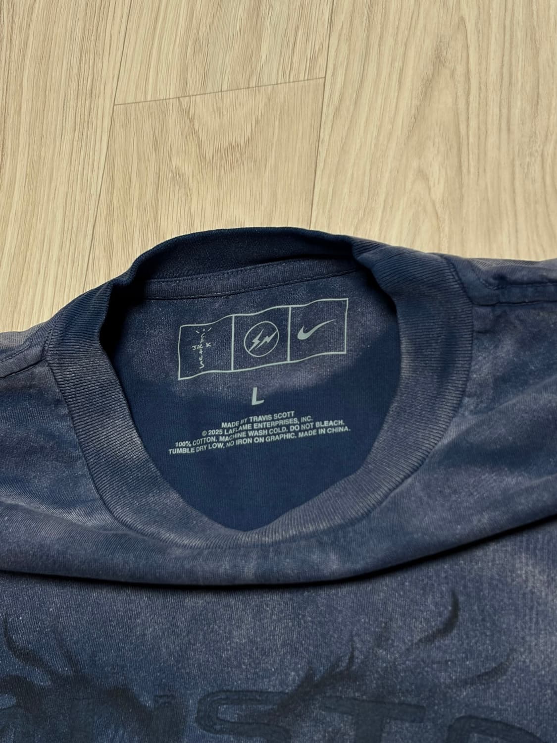 [L] 트래비스 스캇 프라그먼트 나이키 롱슬리브 네이비 캑터스 잭 상품이미지2