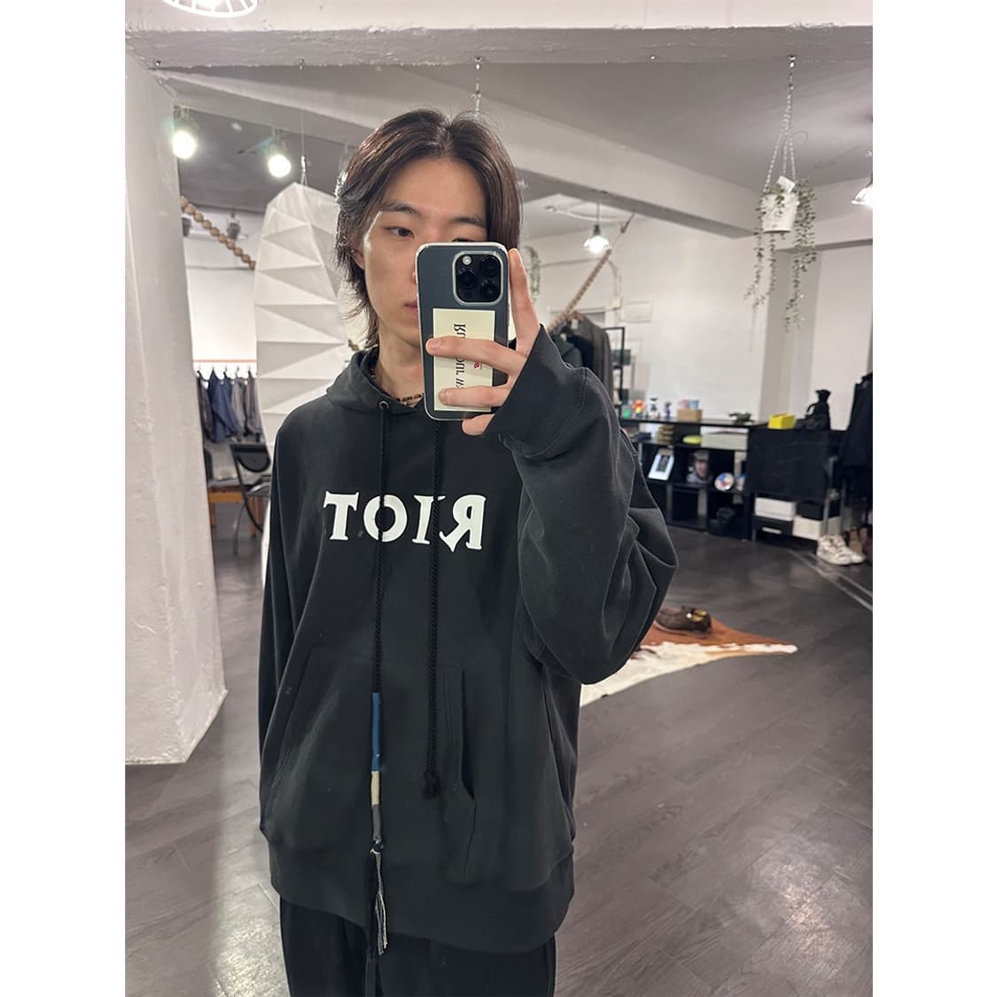 파세타즘 스트랩 디테일 후드티 상품이미지5