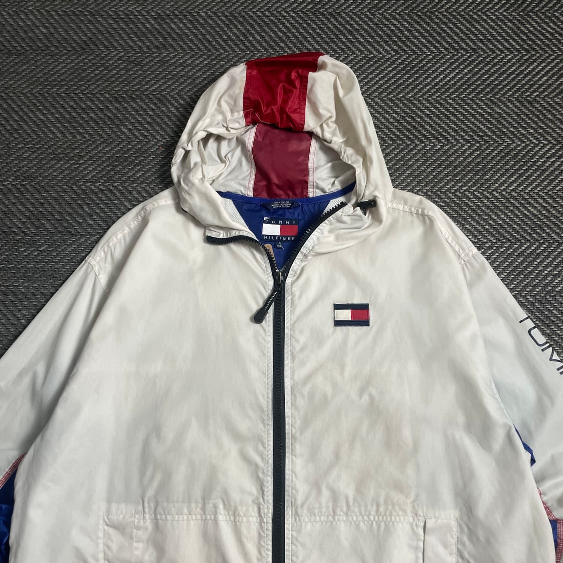 00s 타미힐피거 스펠아웃 빅로고 바람막이o 4758 상품이미지4