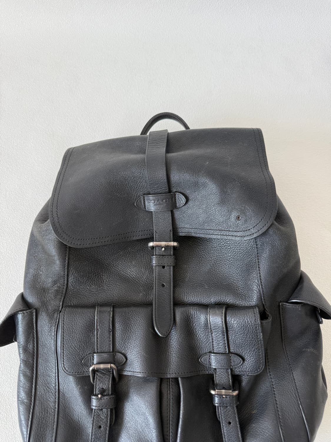 코치(COACH) 레더 3포켓 백팩 상품이미지2