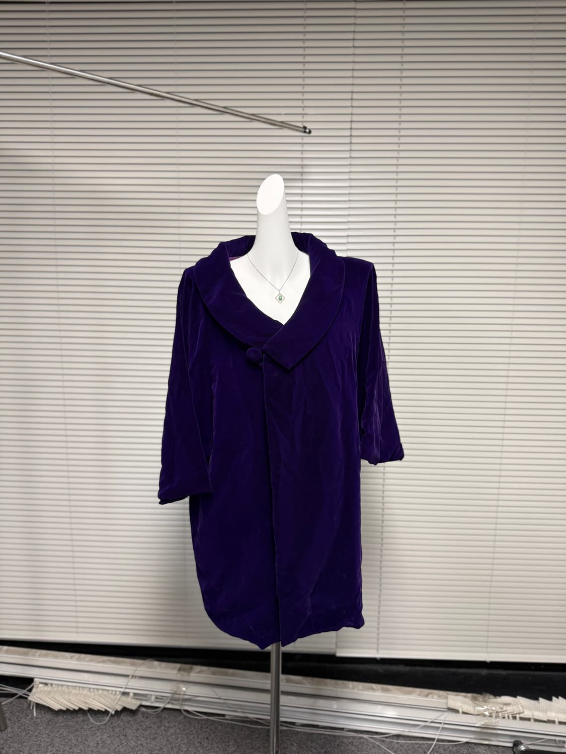 일본빈티지 돌먼 슬리브 벨벳 코트 상품이미지5