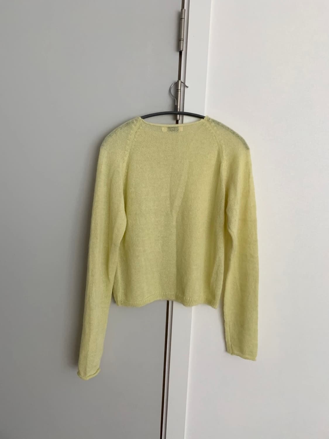 영앤리치 채영 옐로우 니트 (포장만 뜯은 새제품) 상품이미지5