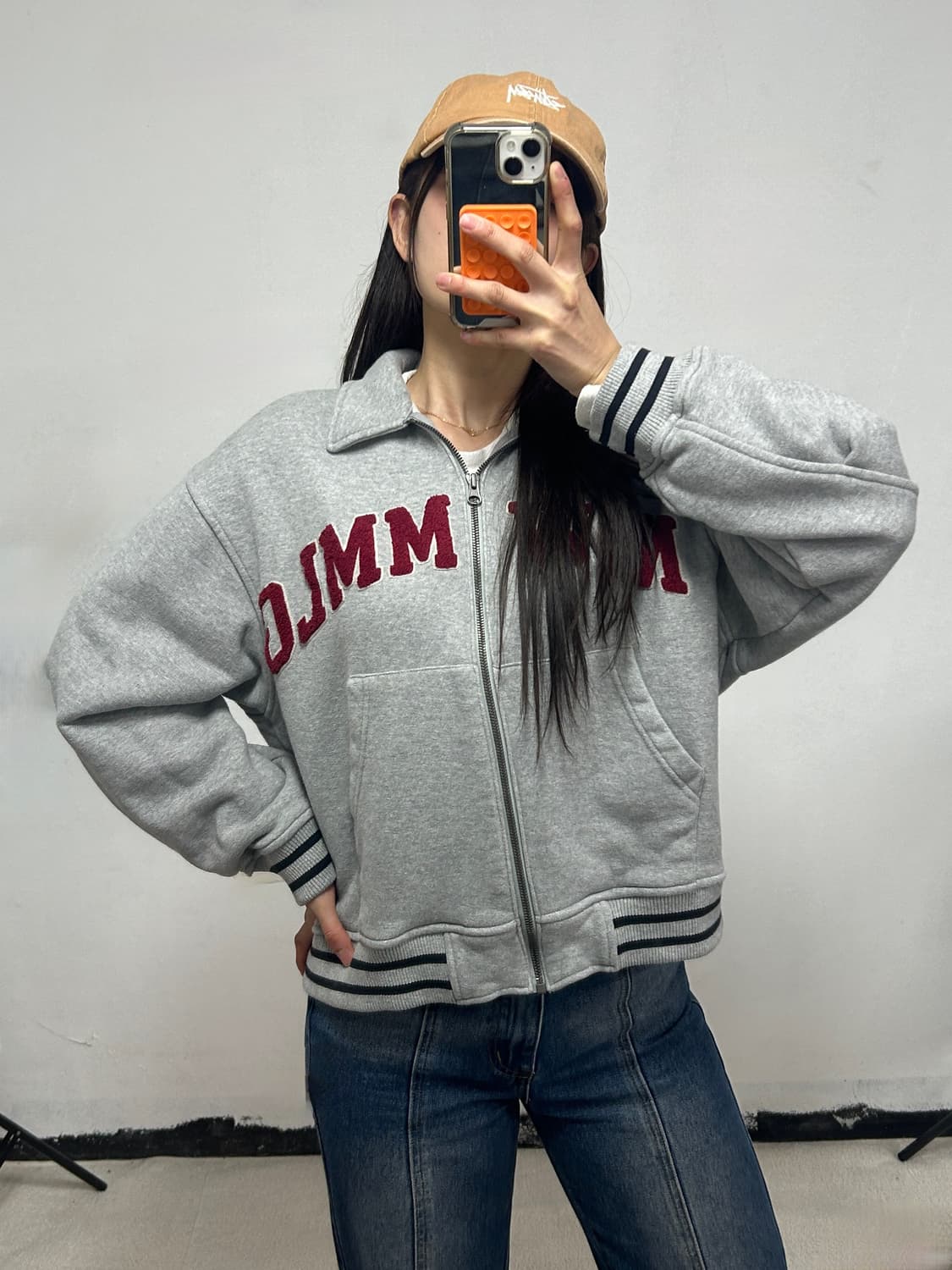 MMLG 부클 자수로고 스웻 집업 자켓 그레이 상품이미지1