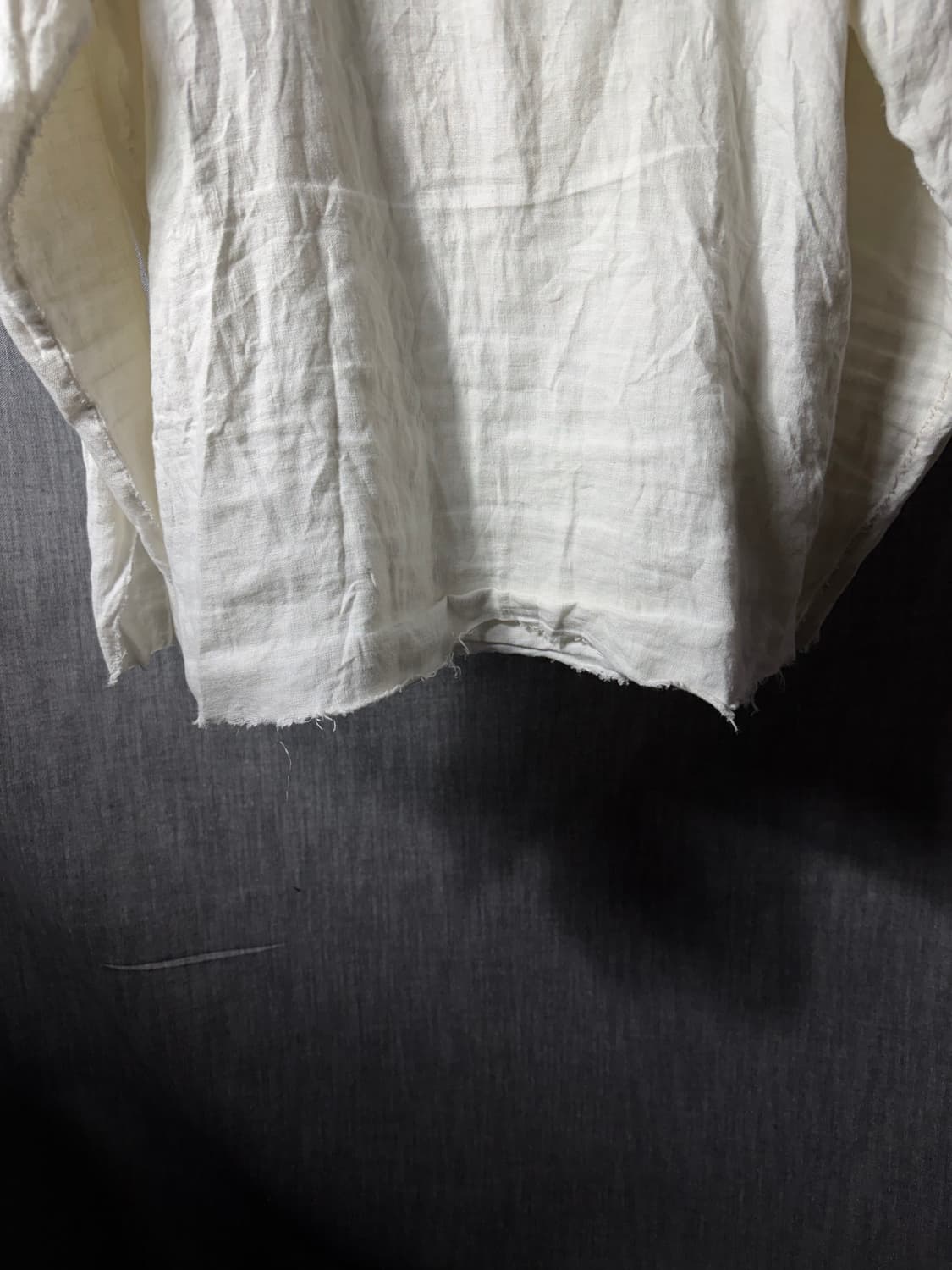 엘레나 도슨 컷오프 오픈넥 티셔츠 상품이미지6