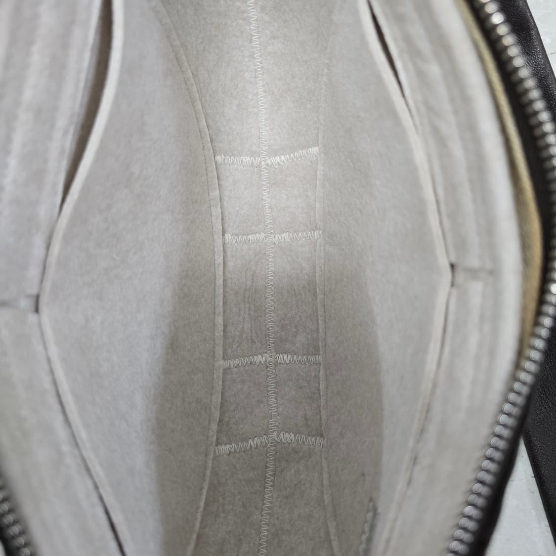 르메르 크루아상 숄더백 스몰 판매 상품이미지6