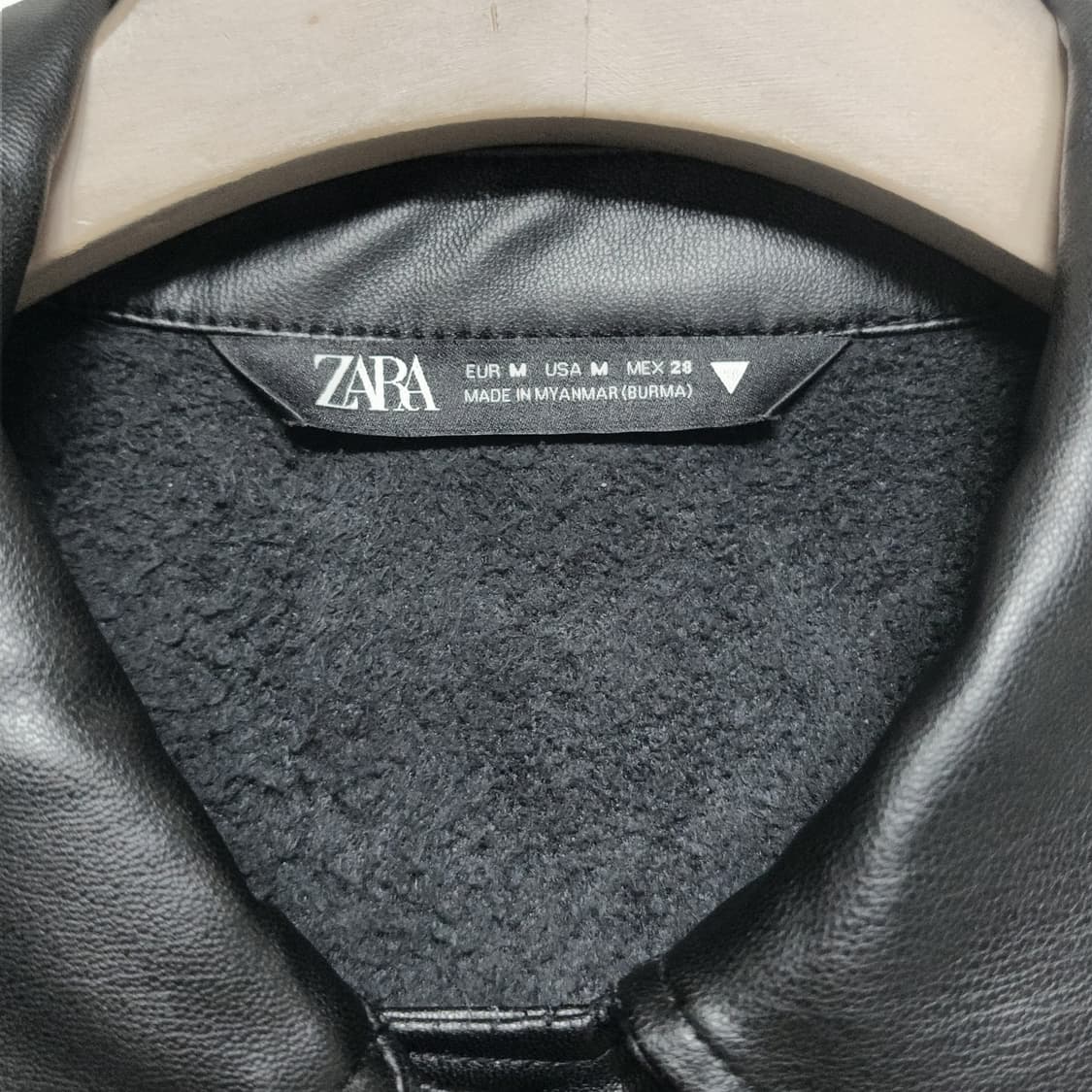 자라 에코 레더 오버 포켓 셔츠 자켓 블랙 M 미디움 정품 새상품 가죽 상품이미지6