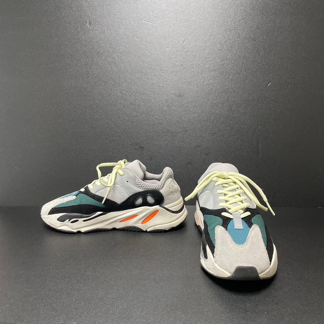 [260] 아디다스 YEEZY 이지부스트 웨이브러너 OG 상품이미지3