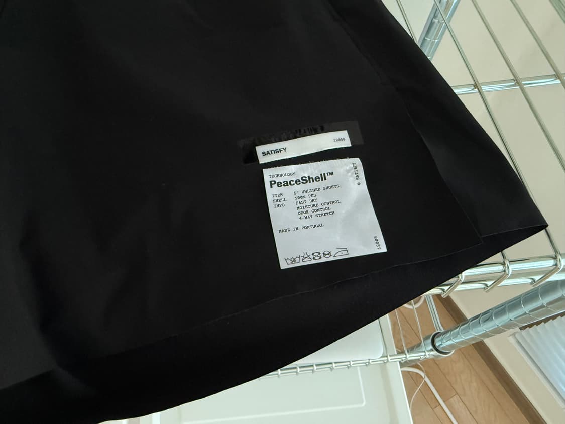 새티스파이 피스쉘 5인치 언라인드 쇼츠 블랙 상품이미지2