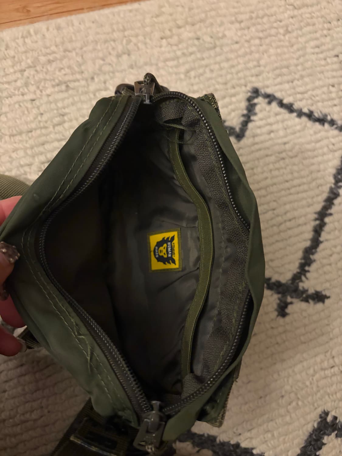 휴먼메이드 크로스백 상품이미지2