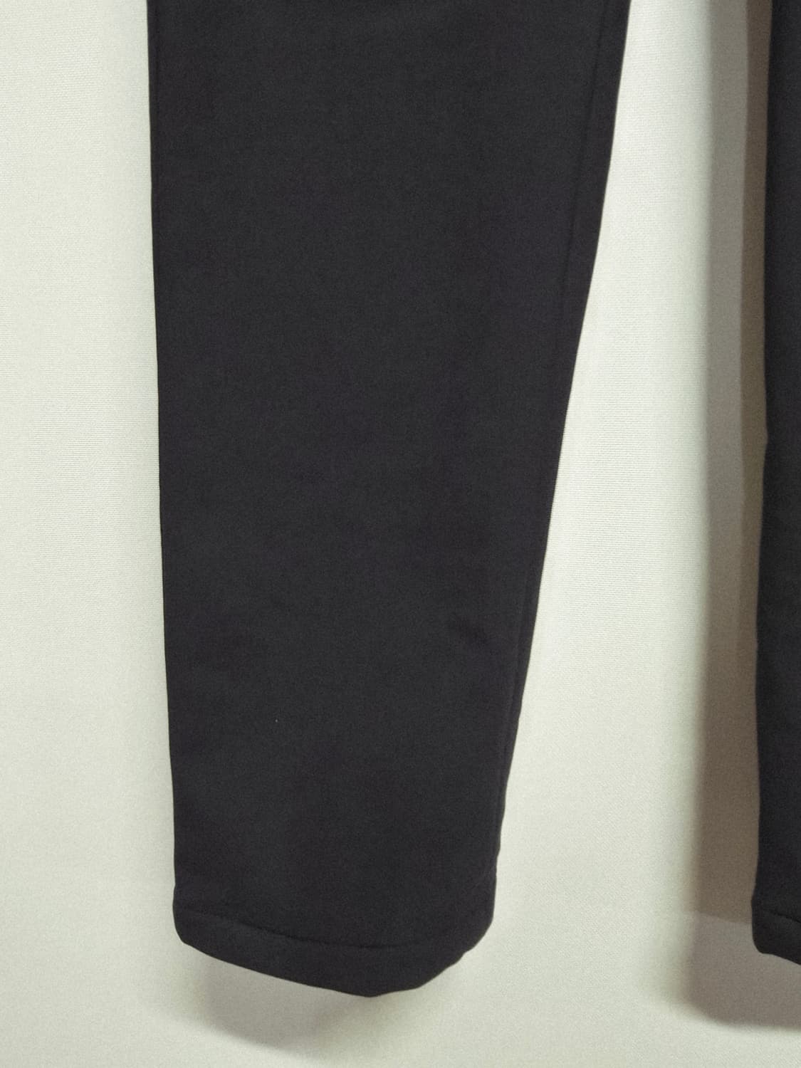 볼빅 여성 블랙 기모 바지 상품이미지3