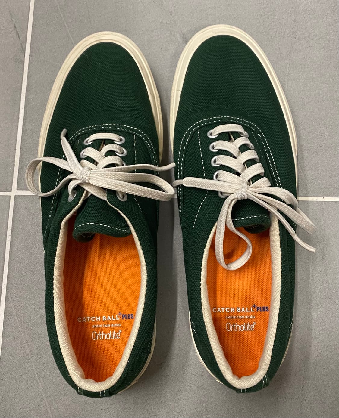 캐치볼 스니커즈 다크 그린 색상 260 상품이미지1