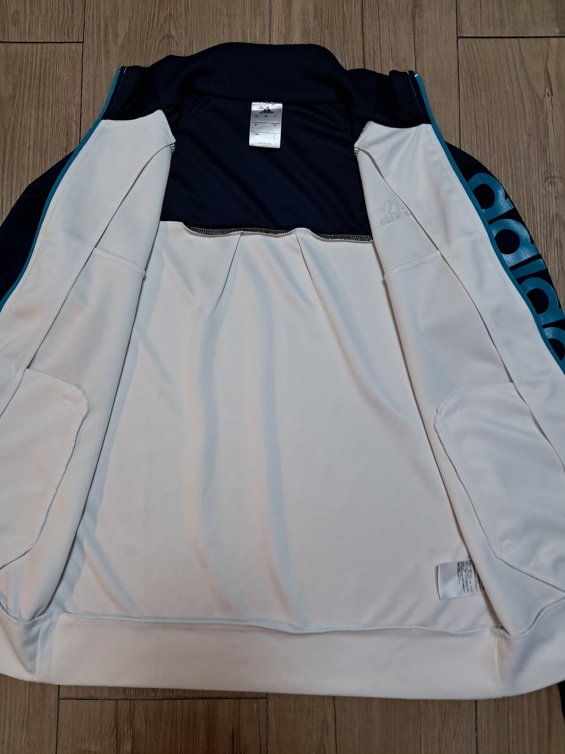 아디다스 여성 트랙탑 S 상품이미지5