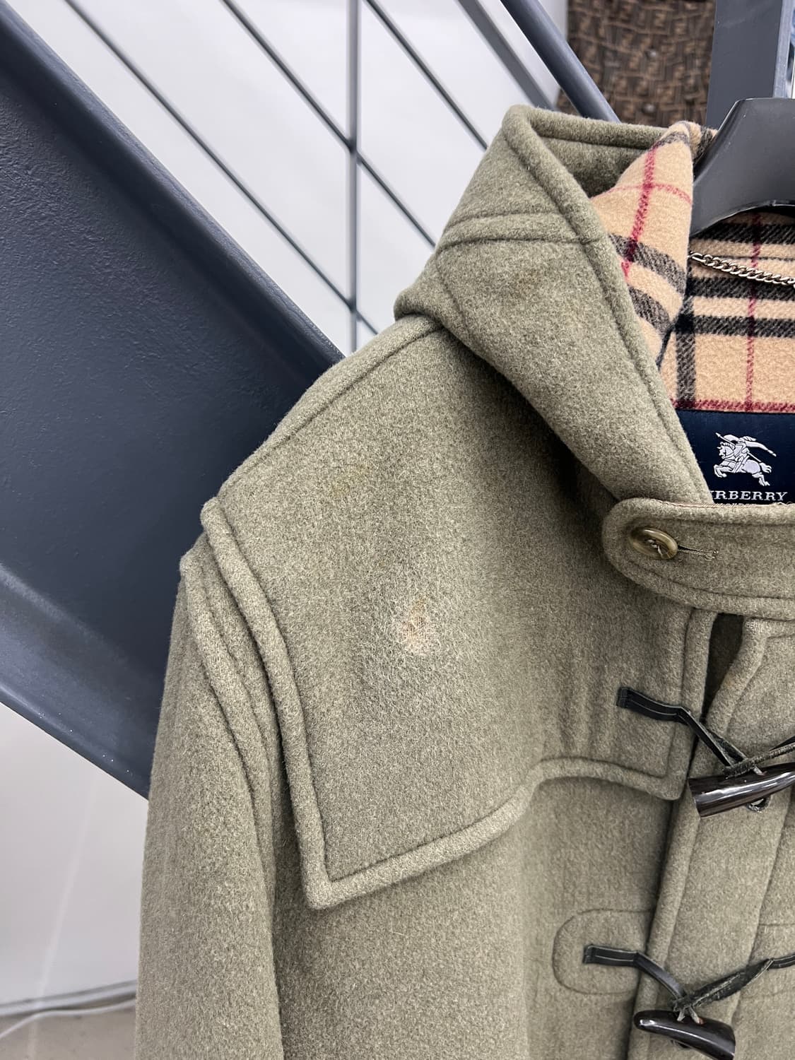 버버리 노바체크 올리브그린 더플 코트 상품이미지9