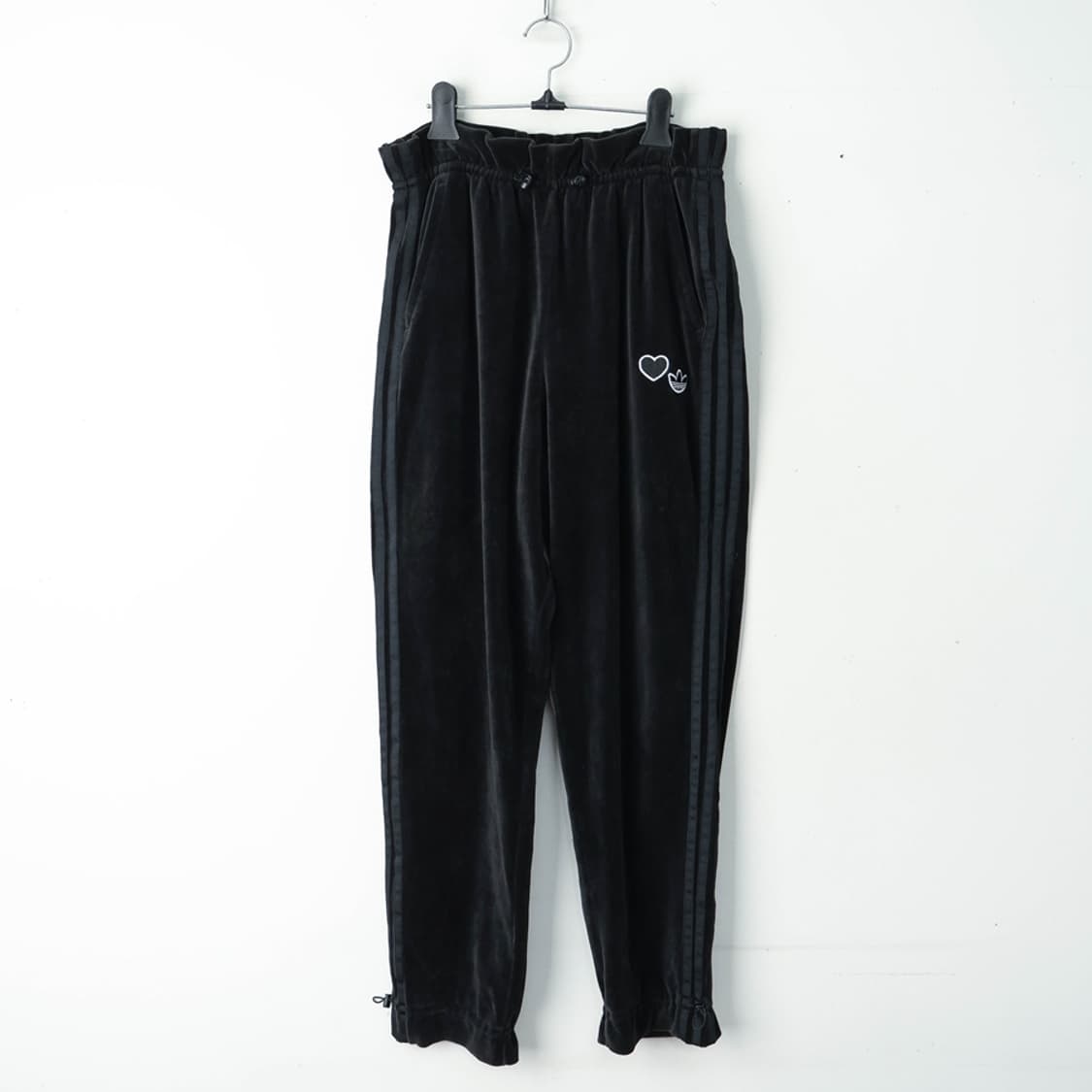 28/아디다스 VDAY 벨루어 트랙팬츠 상품이미지1