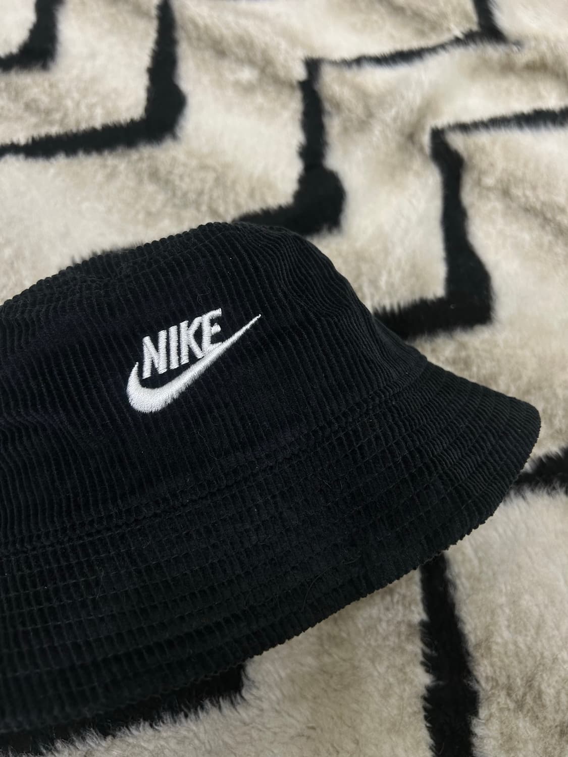 [ML]나이키 퓨추라 코듀로이 버킷햇 상품이미지1