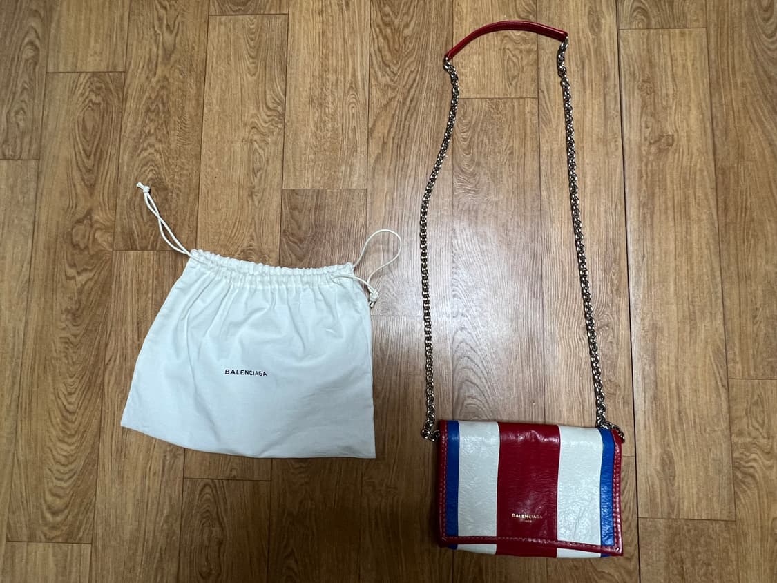 발렌시아가 바자르 체인백 WOC 상품이미지1