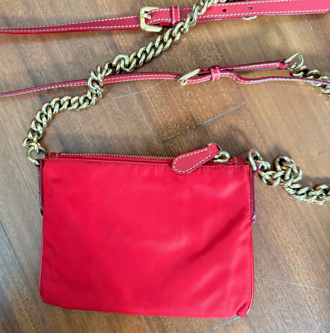 프라다 지갑 크로스백 팝니다. 상품이미지4