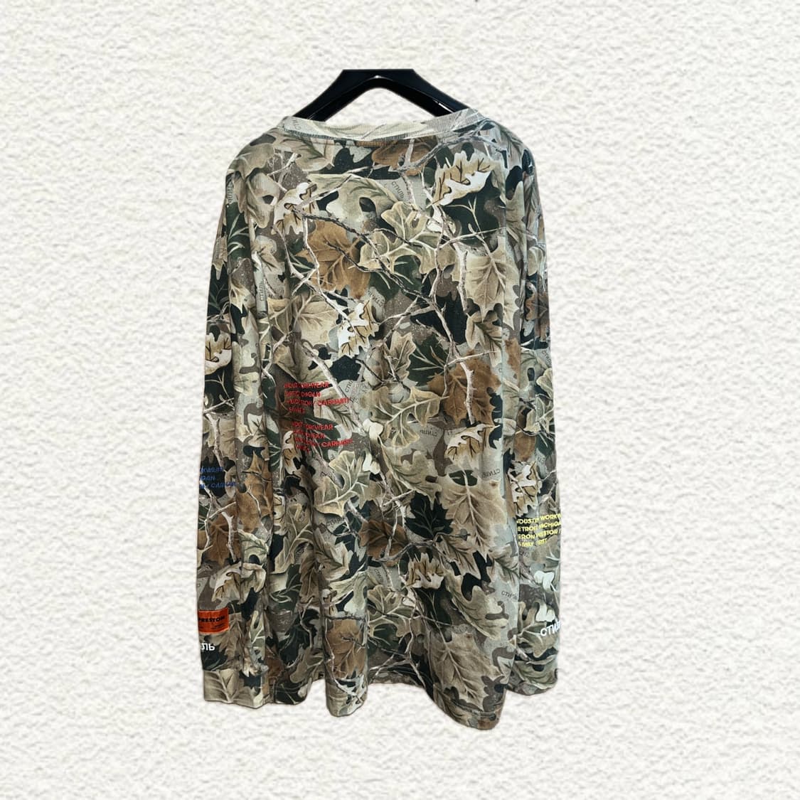 칼하트 WIP x 헤론프레스톤 카모 긴팔티 S 상품이미지5